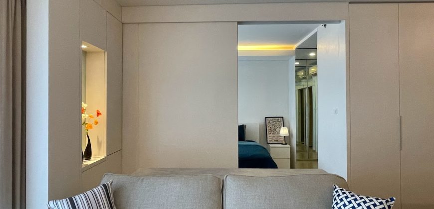 Condo for rent at sukhumvit61 BTS Ekamai luxury designed 55sqm