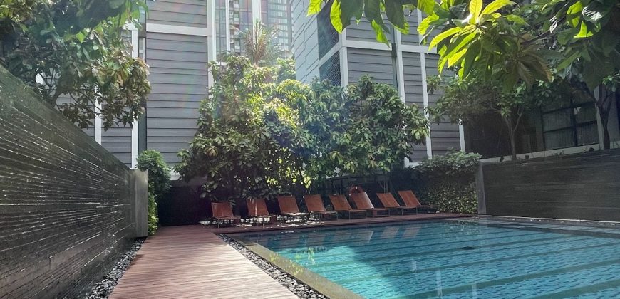 Condo for rent at sukhumvit61 BTS Ekamai luxury designed 55sqm